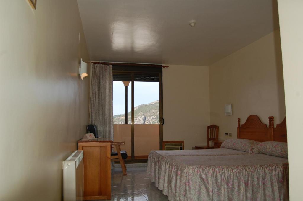 Hotel Llucena Lucena del Cid Room photo