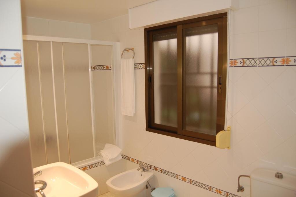 Hotel Llucena Lucena del Cid Room photo
